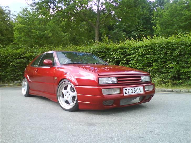VW corrado G60 SOLGT! - som den står nu, med numalet front, og skruet ned i undervognen. billede 1