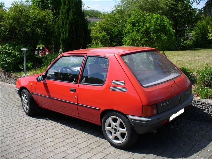 Peugeot 205 1,1 XL Solgt billede 3