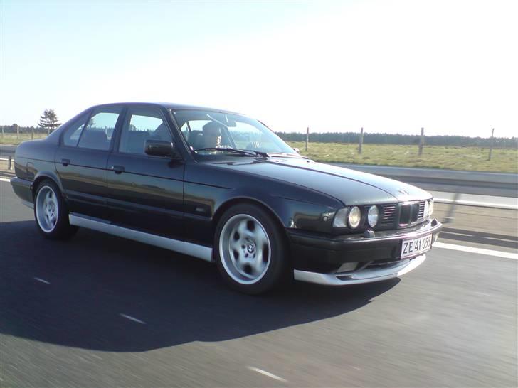 BMW 525i  SOLGT billede 16