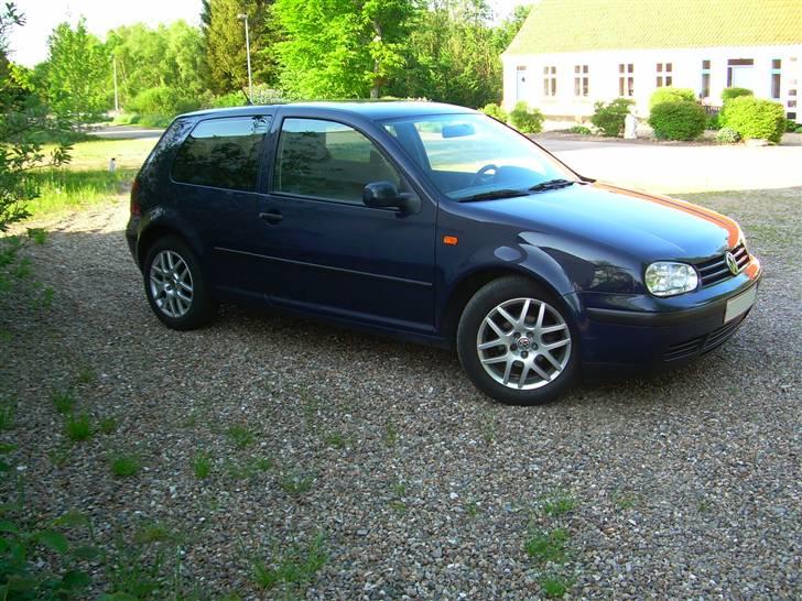 VW Golf IV (solgt) billede 1