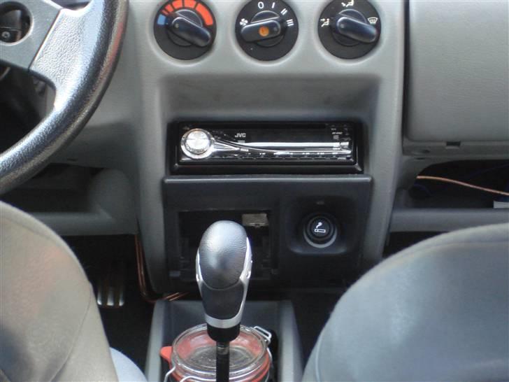 Opel Corsa 1,4i Sport  billede 11