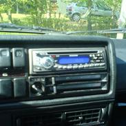 VW golf 2. 1,6 solgt