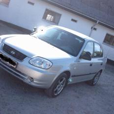 Hyundai Accent Skolevogn