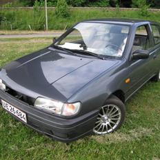 Nissan Sunny N14