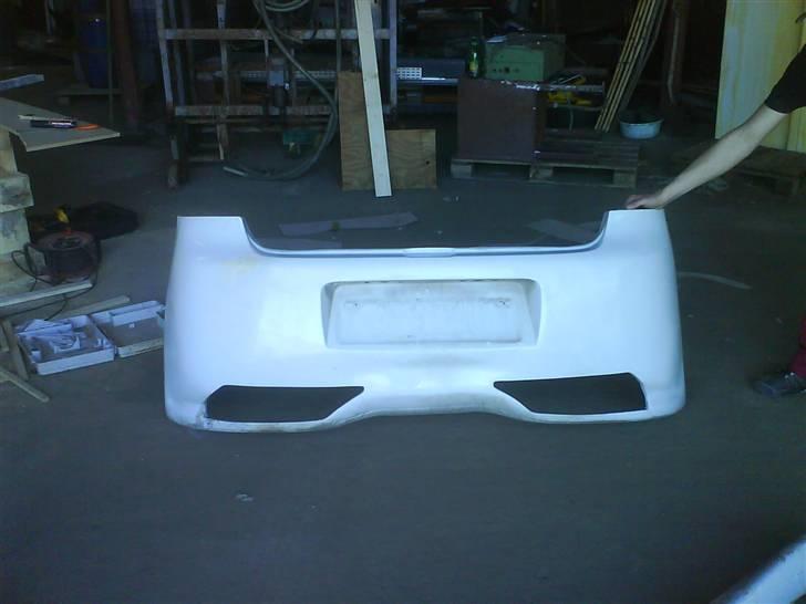 Mazda 323 C. solgt billede 20