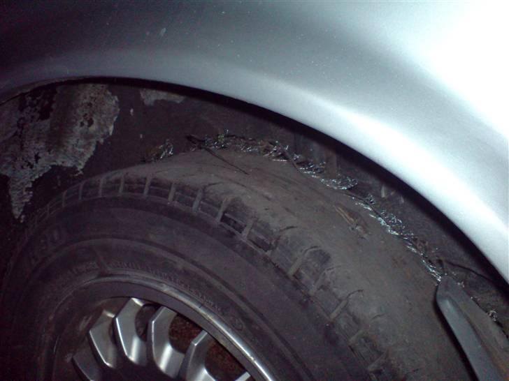 BMW E30 316i #Stjålet!# - når ja, det er jo en bmw =P har fået nyt på... billede 13