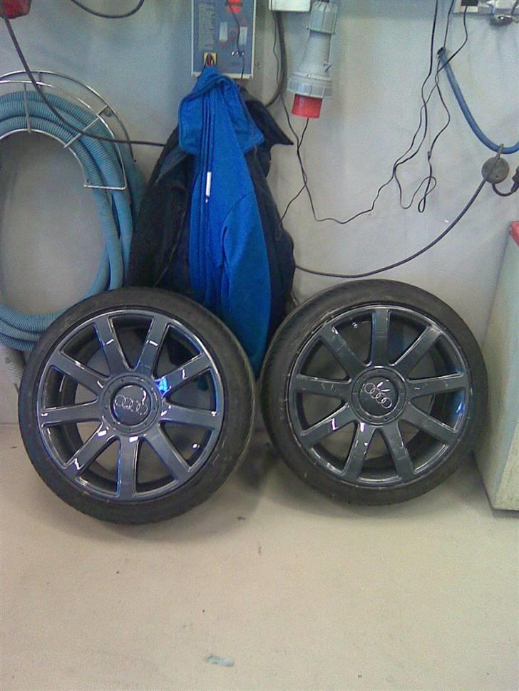 VW Golf 4 V6 4Motion (Solgt) - Med dæk og centerkapsler monteret billede 11