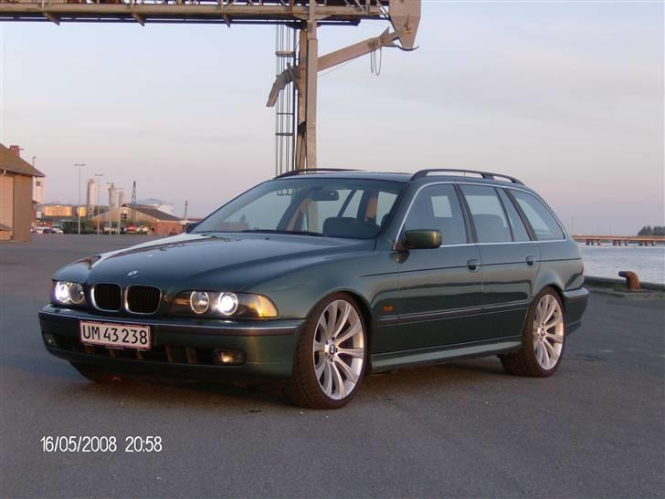 BMW 528ia touring billede 2