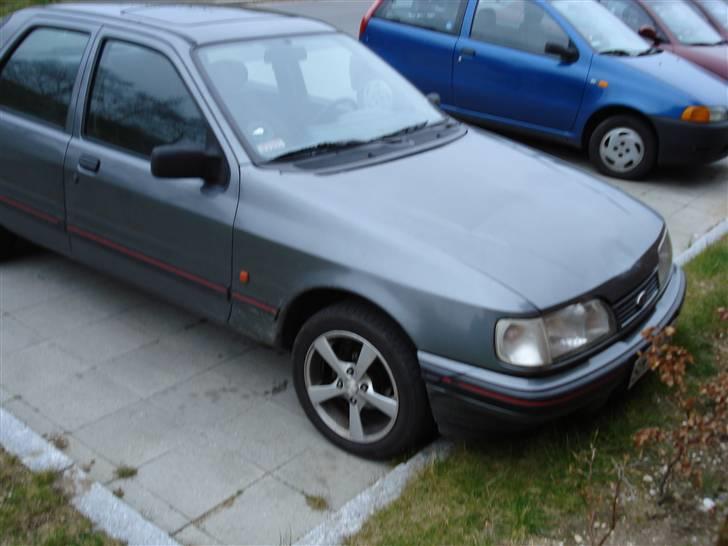 Ford sierra 2,0i solgt billede 3