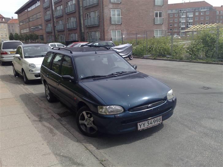 Ford Escort glx st. (DøD) billede 2