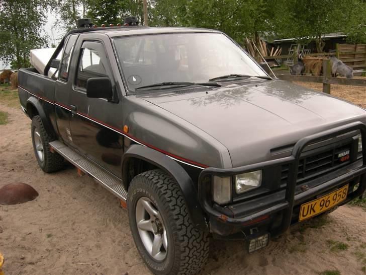 Nissan King Cab 4x4 (solgt) billede 4