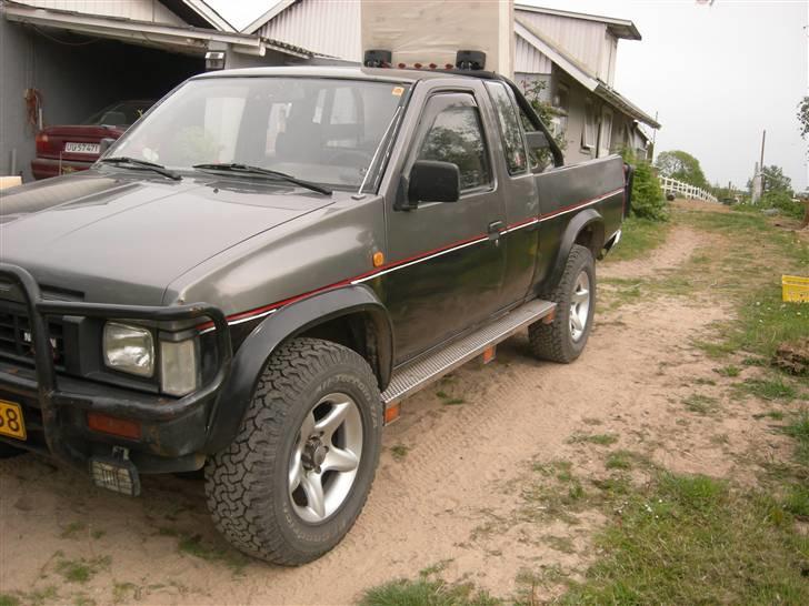 Nissan King Cab 4x4 (solgt) billede 9