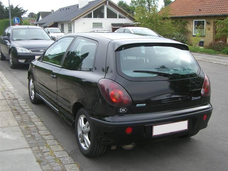 Fiat Bravo HGT | Solgt | - Sidespejlet er kommet på igen, med nu spejlfod uden ir billede 4