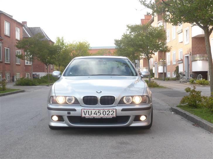 BMW 540i billede 8