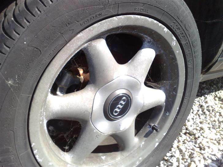 Audi 200 2.2 Turbo - Fatter ikke den person der har sat de fælge på. De er jo tude grimme billede 12