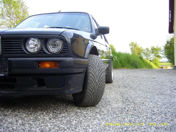 BMW 324 TD E30 touring Død billede 9