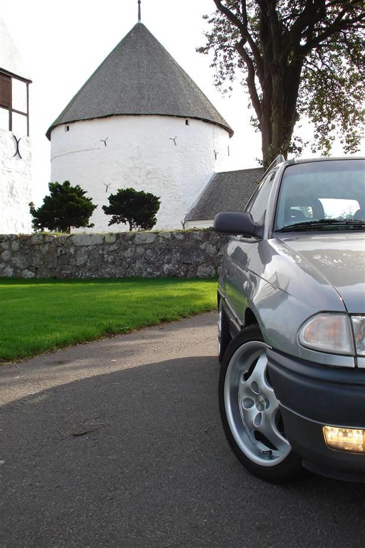 Opel Astra F Caravan SOLGT billede 2