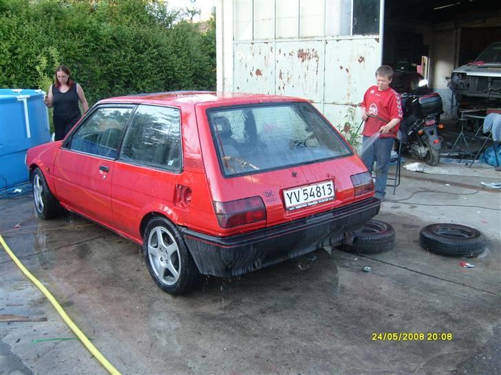 Toyota corolla gt twincam  billede 2