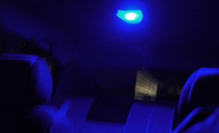 Chevrolet Lacetti - blåt lys i kabine  billede 14