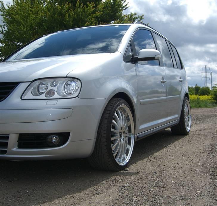 VW Touran 2.0TDi DSG *SOLGT* billede 6