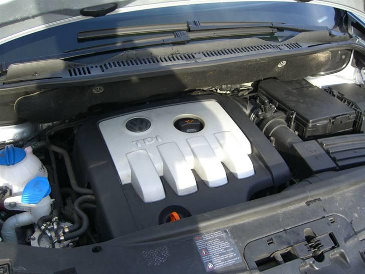 VW Touran 2.0TDi DSG *SOLGT* billede 11