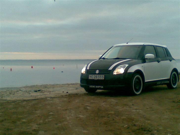 Suzuki SWIFT - En lille tur på stranden, det er fyn i baggrunden billede 7