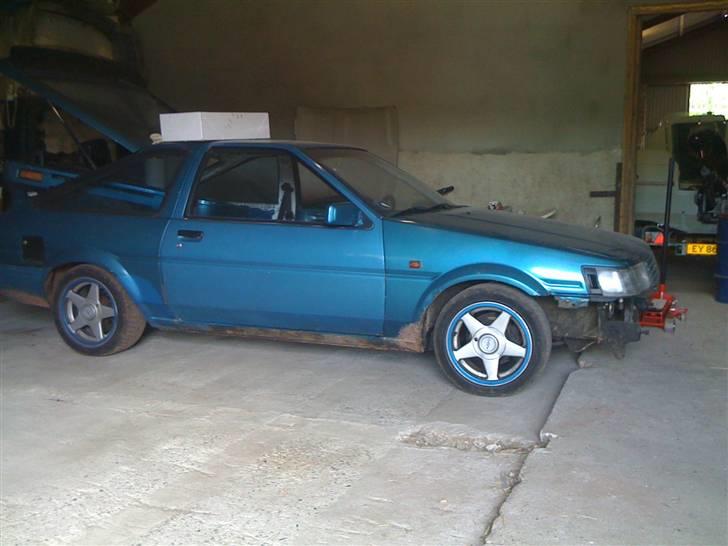 Toyota Corolla AE86(Solgt) billede 1