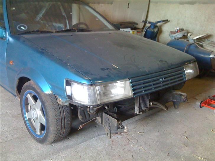 Toyota Corolla AE86(Solgt) billede 4