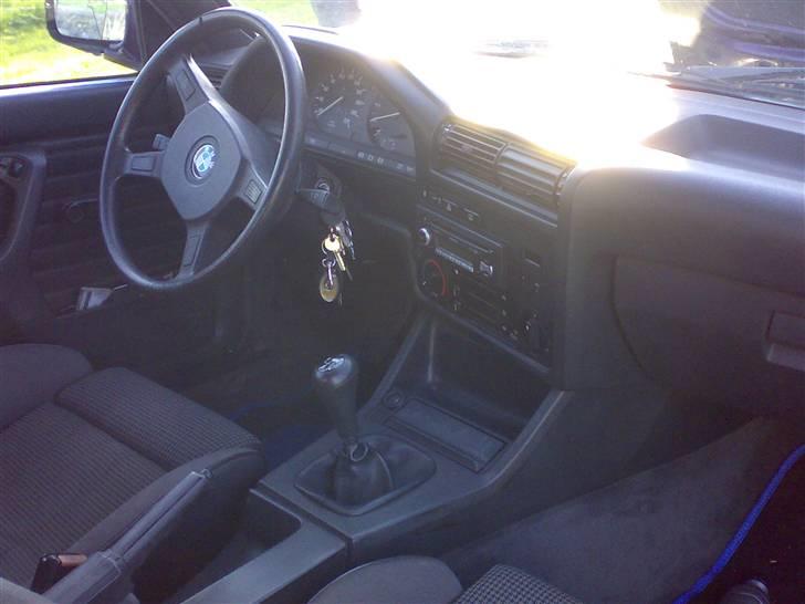 BMW E 30 billede 8