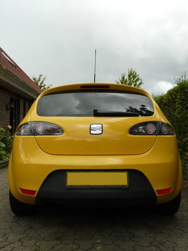 Seat                Leon Cupra - Nye lygter og ingen C U P R A logo billede 4