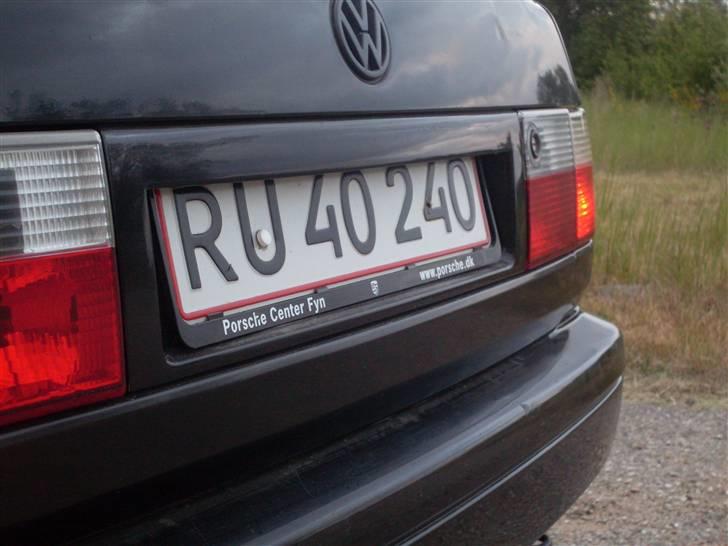 VW Vento 2,0i  8v GT  - Det er ikke set før, Semmi lukket nrpladeramme.  ;-)  HUSK HVOR I HAR SET DET FØRST billede 11