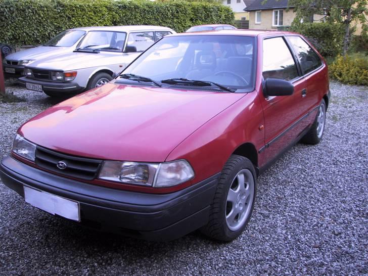 Hyundai Pony 1.5 LSI [SOLGT] billede 2