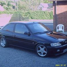 Ford Escort RS2000