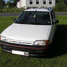 Ford Escort 1.6 EFi (solgt)