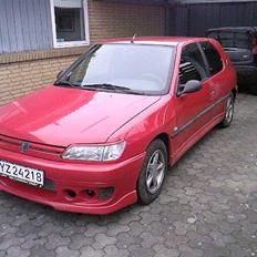 Peugeot 306