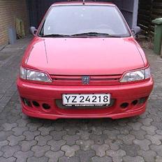 Peugeot 306