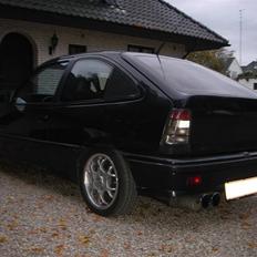 Opel Kadett GSI