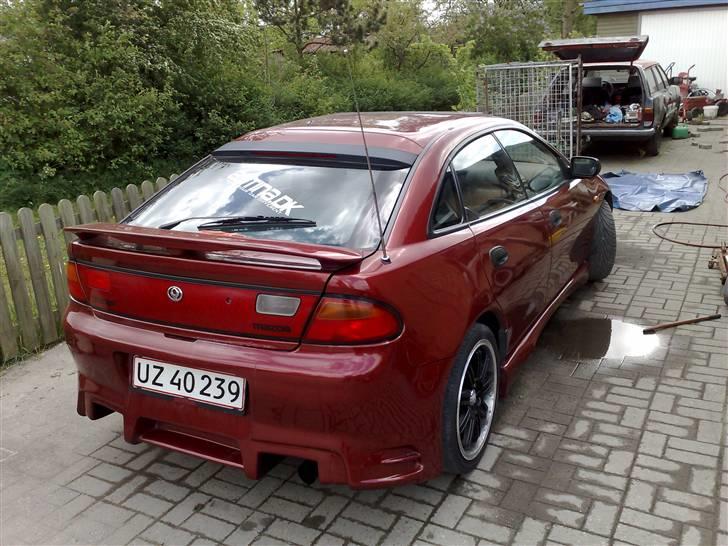 Mazda 323F Solgt billede 10