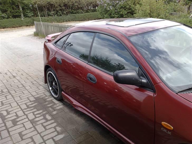 Mazda 323F Solgt billede 16