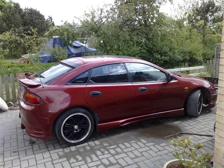 Mazda 323F Solgt billede 17