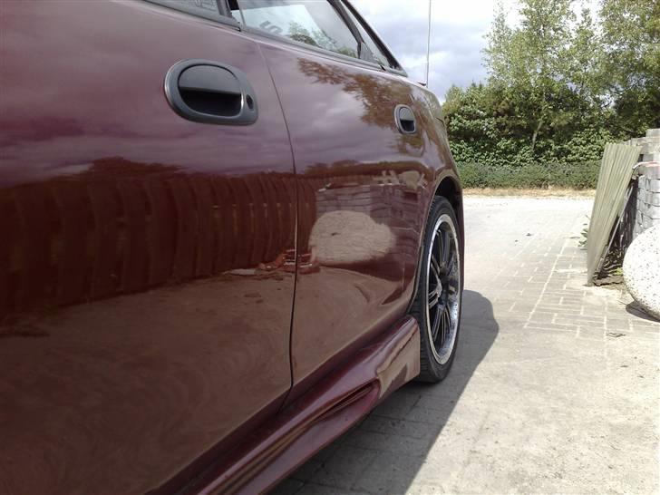 Mazda 323F Solgt billede 19