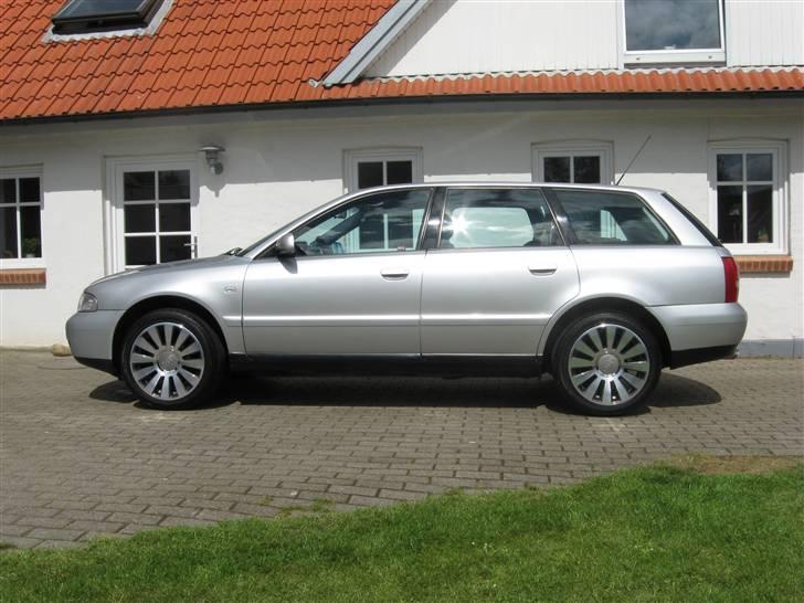 Audi A4 1,6 Avant billede 1