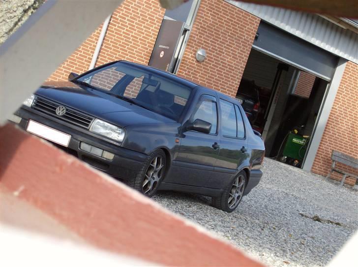 VW Vento 2.0 I GL (Solgt) billede 11