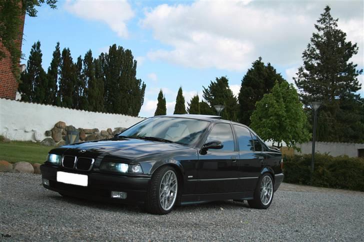 BMW E36 328i Sedan Solgt billede 8