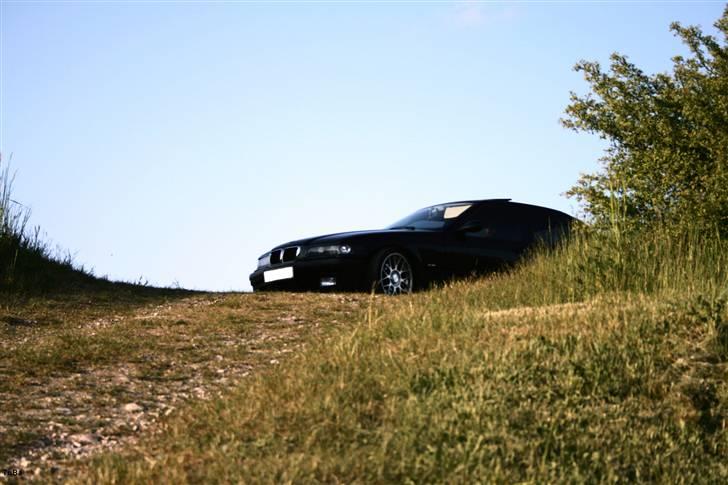 BMW E36 328i Sedan Solgt billede 11