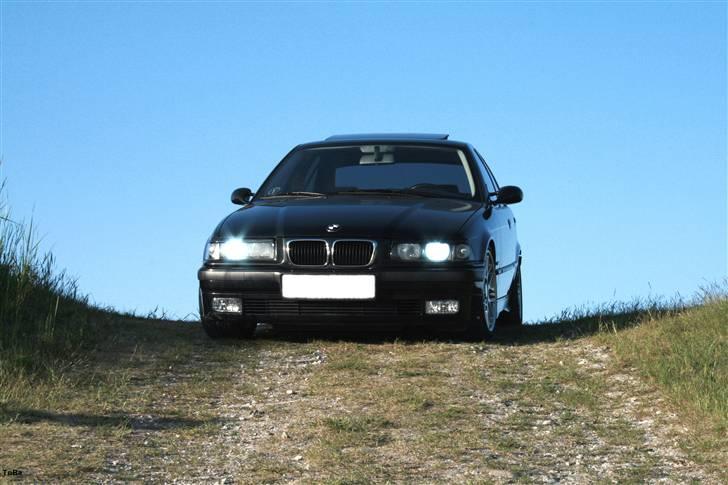 BMW E36 328i Sedan Solgt billede 13
