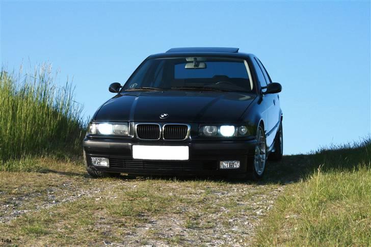 BMW E36 328i Sedan Solgt billede 15
