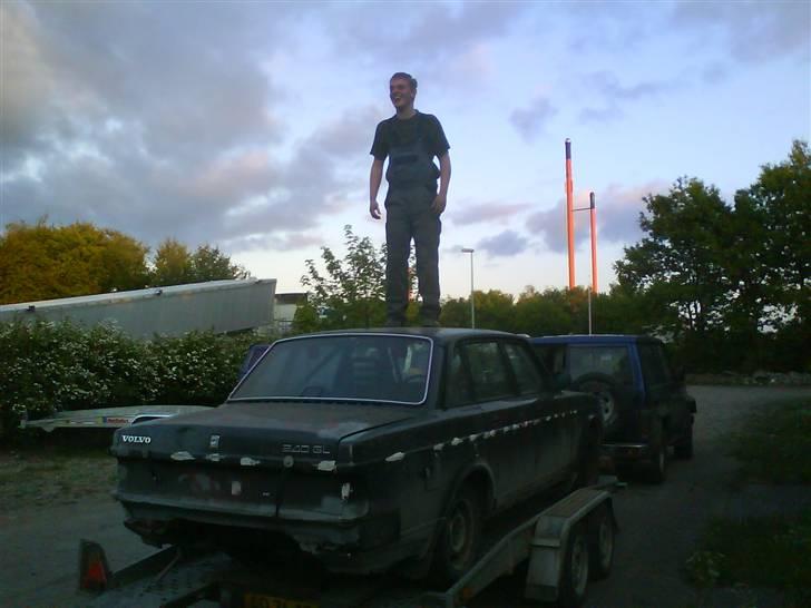 Volvo 240 2.3L Træningsbil - Jimmi the MONKEY :P  billede 5