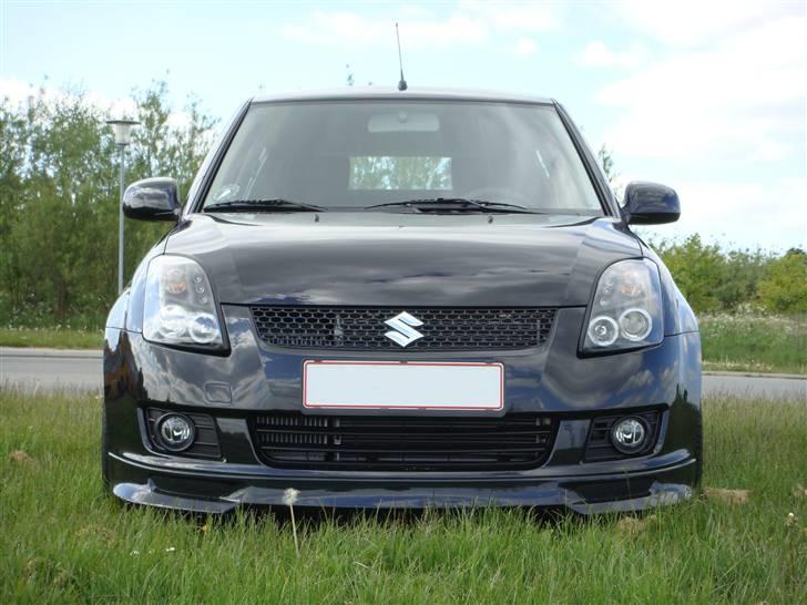 Suzuki Swift 1,3 DDiS SOLGT! billede 3