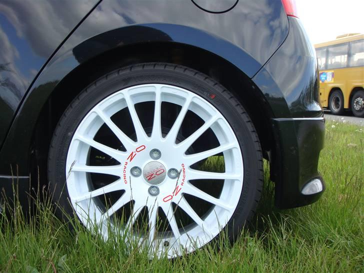 Suzuki Swift 1,3 DDiS SOLGT! billede 4